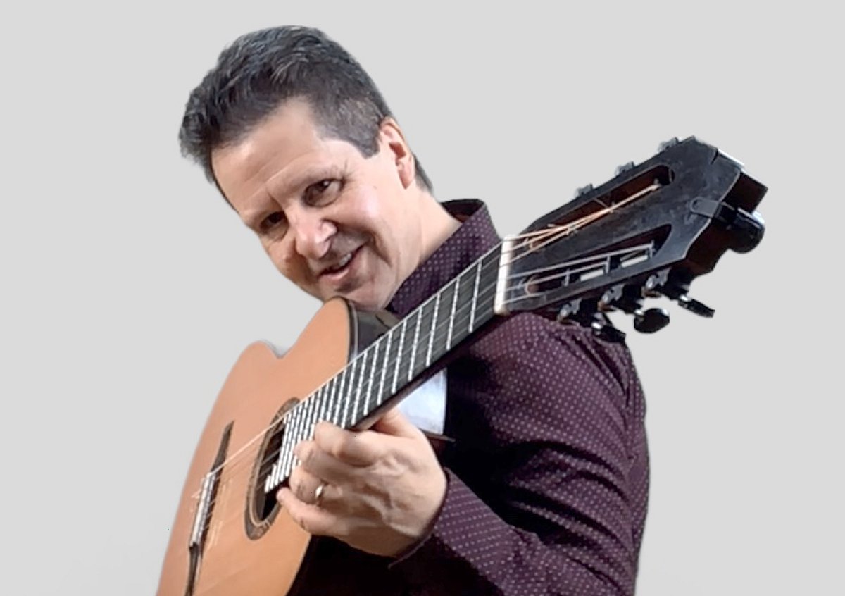 Scott's Headshot 4 (1)